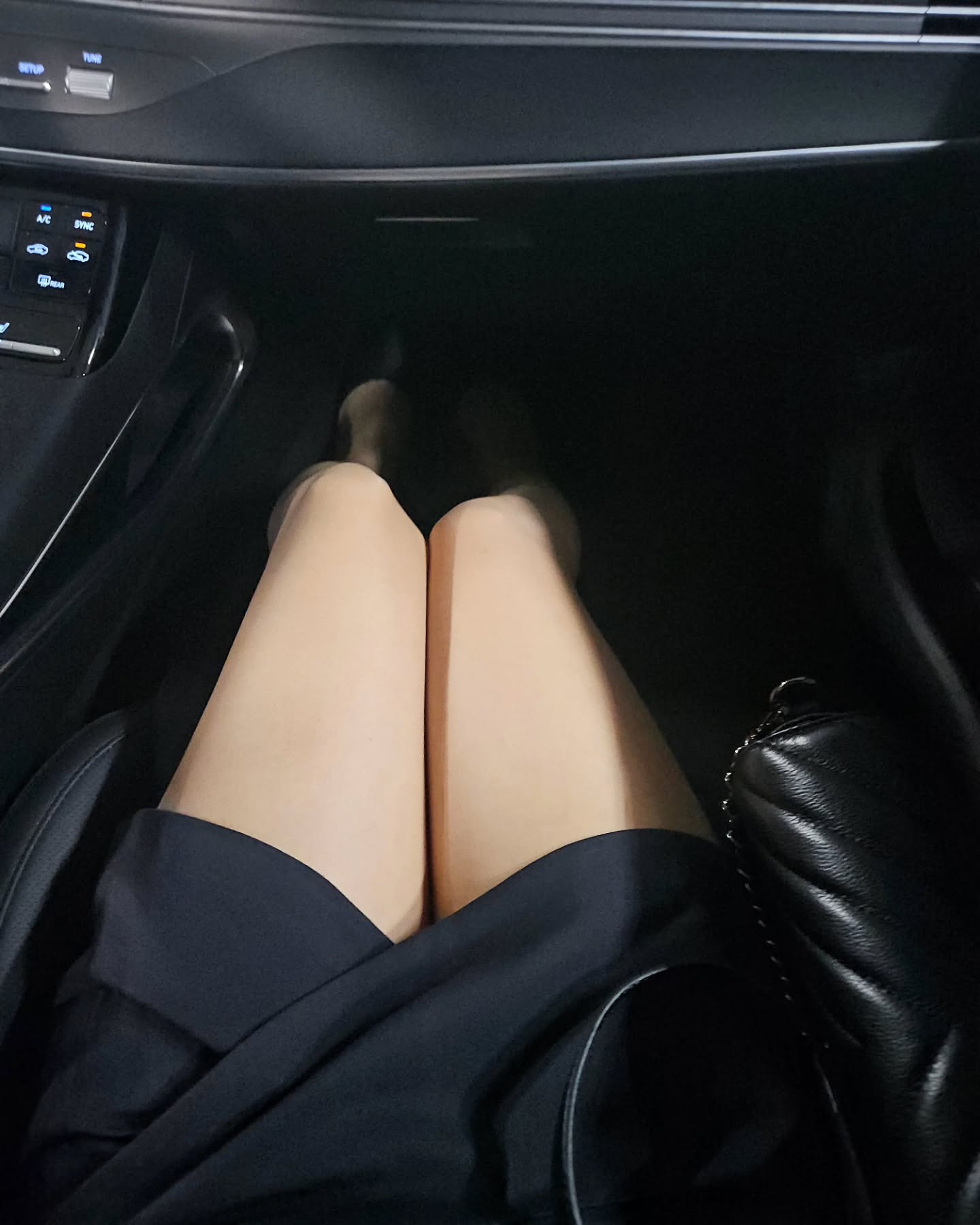  INS小姐姐-丝足系列nabij_c【210P+V】 第2张